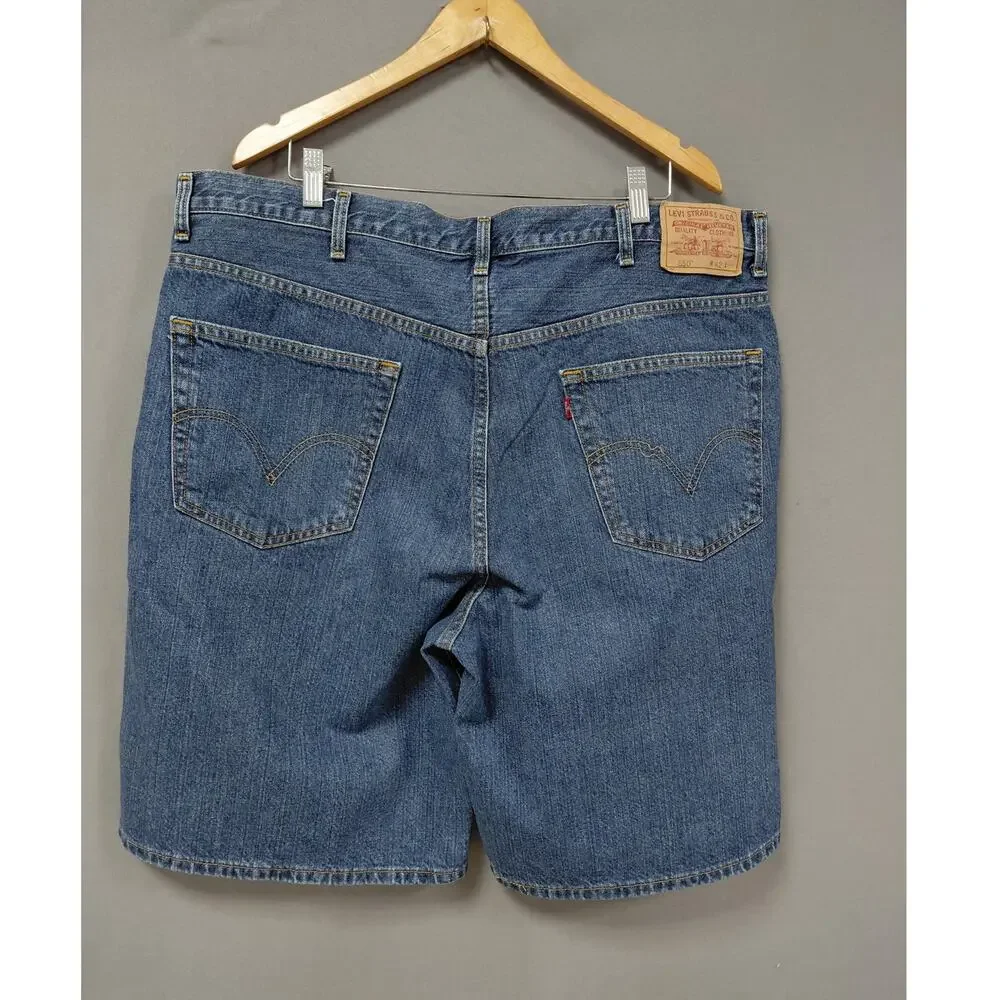 Levi's 550 Relaxed Fit Blue Denim Medium Wash Shorts Men Size 42